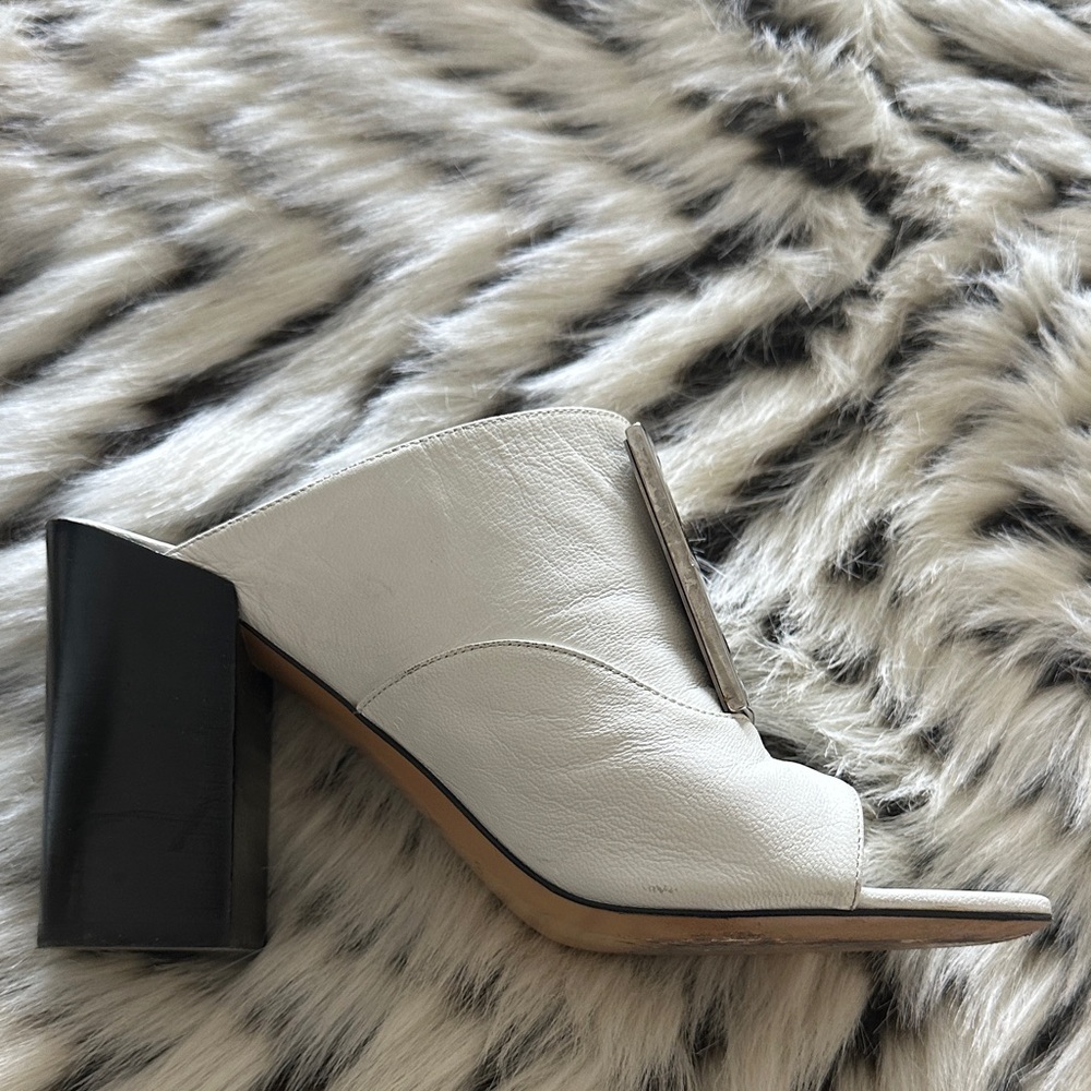 Givenchy Cream and Gold Mules - Picture 2 of 6